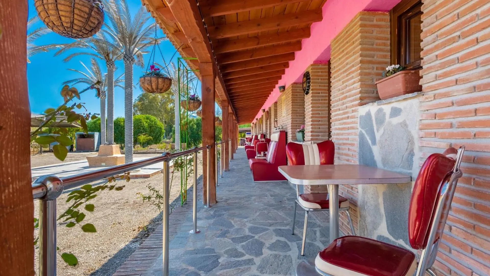 Finca Ferrari Paz Y Relax Coin 0*,