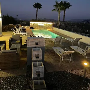 Villa La Mirage, Coín